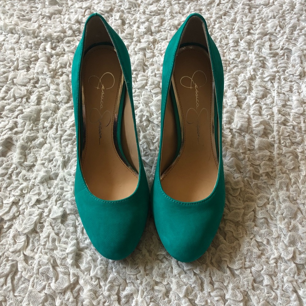 Never worn Jessica Simpson heels